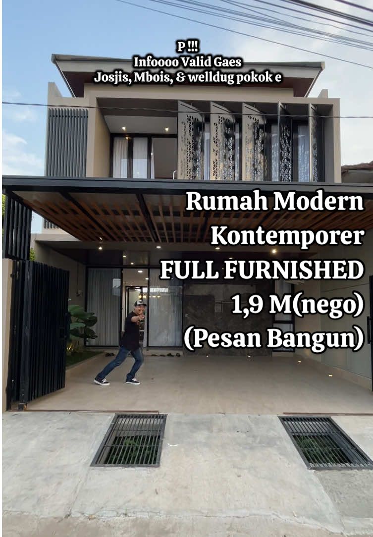 Rumah PESAN BANGUN Di Jogja Desain Modern Kontemporer Dekat Exit Toll Di Puwomartani Timur Candi Sambisari Akses mobil papasan Dekat Candi Sambisari Dekat Kelurahan Dekat pemancingan Kadisoka Dekat Pamela 7 Dekat Bandara Adisucipto Spesifikasi :  Luas Tanah 180,185,190m2 Luas Bangunan 145m2 4Kamar Tidur. 3Kamar mandi Carpot luas 2Mobil. 5 AC utk 4kmr dan 1ruangtamu. Rooftop belakang Balkon depan Taman depan Taman belakang. Air Sumur  Listrik 3500VA. Fully Furnished.  Sertifikat on proses Tinggal masuk bawa koper. Harga 1,9M nego owner Info detail & survey hubungi : 085931962837 (Gaga) #dagangproperty  #rumahjogja  #jualrumahjogja  #rumahjogjadijual  #fyp 