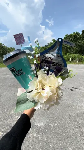 One day you will thank yourself for not giving up  #firsttumblrbouquetinkuchingsamarahan #surprisegift #tumblrbouquet 