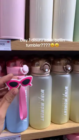 Plis mana Ada tumbler model gitu😭😭😭😭😭 MINISO ADA KAN??? #minisoweekid #minisoidgoodthing #minisoweekid #vinylplush #kadopacar 