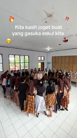 ikutt trendd 🤭🔥 #senitarisman17garut #sentar17 #fyp #trend #sman17garut🏫 