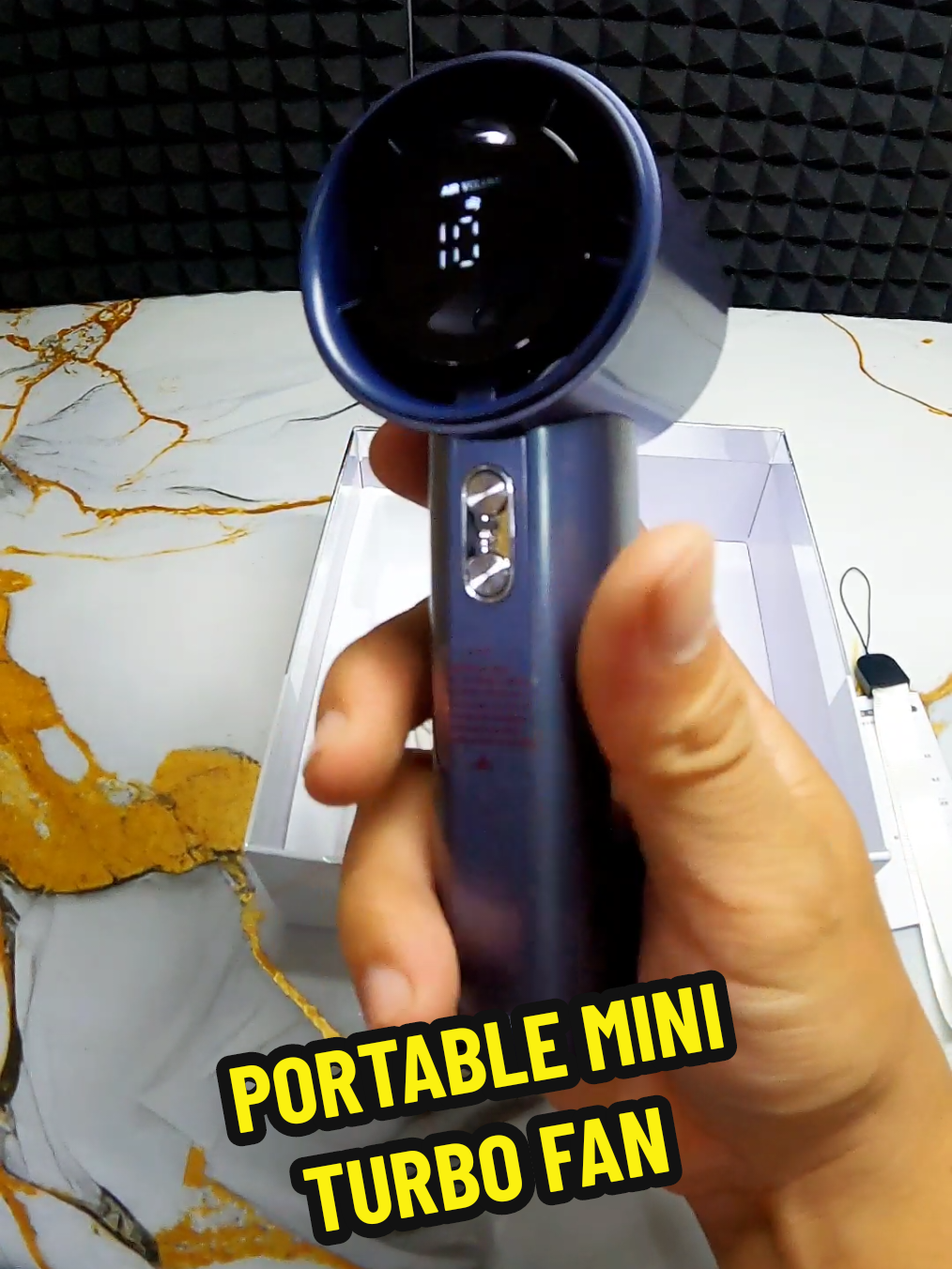 PORTABLE LEAFLESS HANDHELD MINI TURBO FAN 