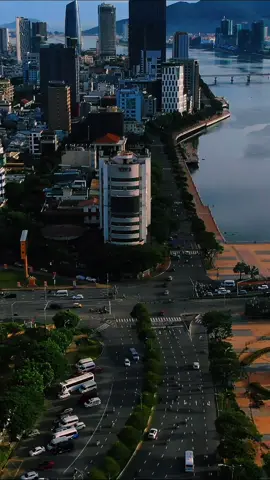 góc phố nhỏ #danang #caurong #duong2thang9 