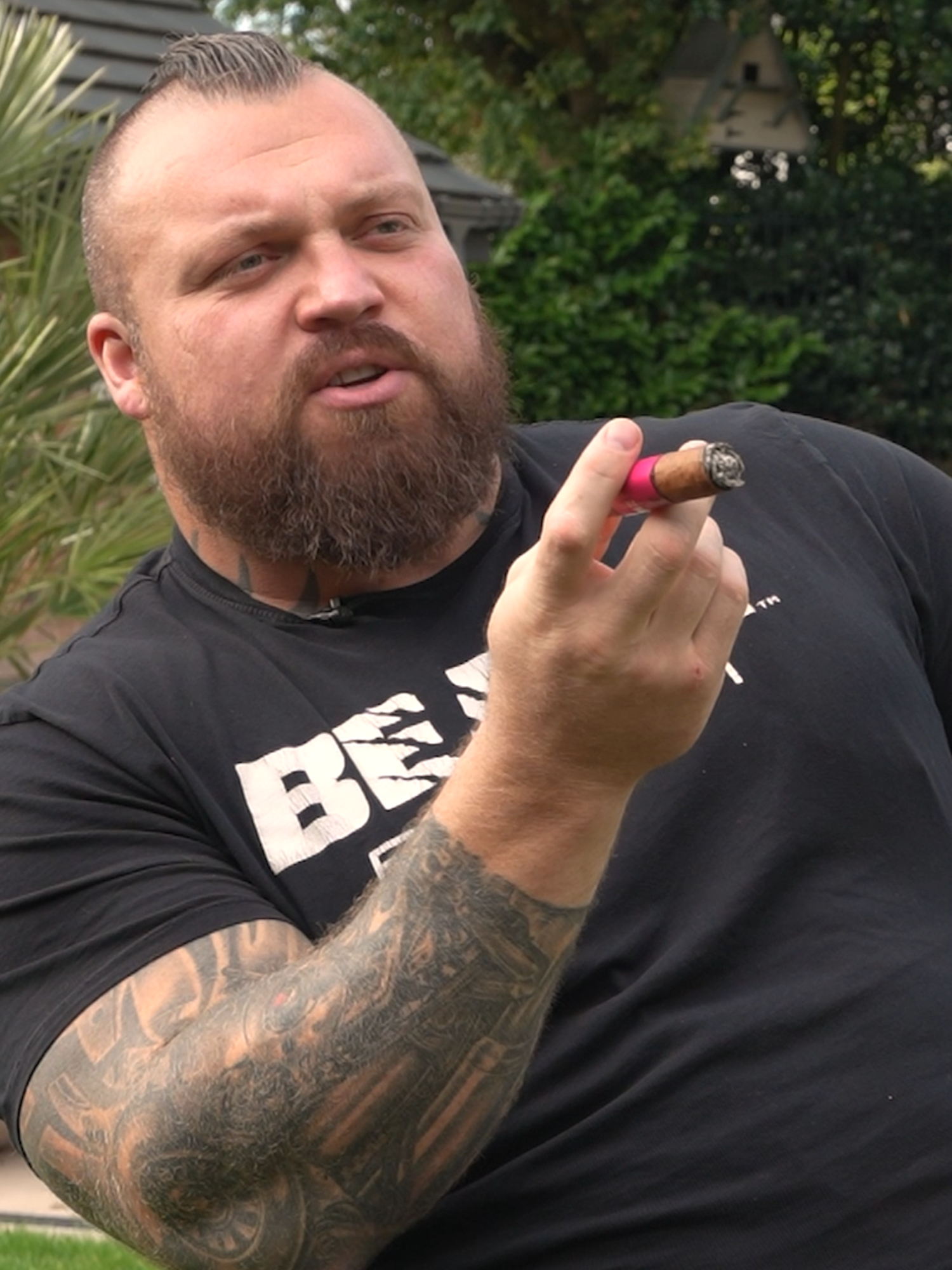 Eddie trying to find me an enemy or nemesis 🎙 I dunno, I'm scared, don't like fights ay #eddiehall #ozzyman #enemy #drama