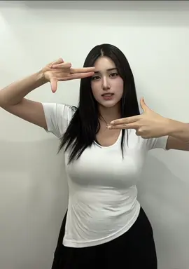 춤 우째 잘춰.. #아이브 #xoxz #관리자님추천뜨게해주세요 #추천 #하트 