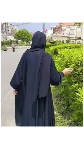 جس عورت کو آپ سے آپ کی وفاداری اور سچی محبت کے سوا کچھ نہیں چاہیے، اس کی عزت کریں🤎