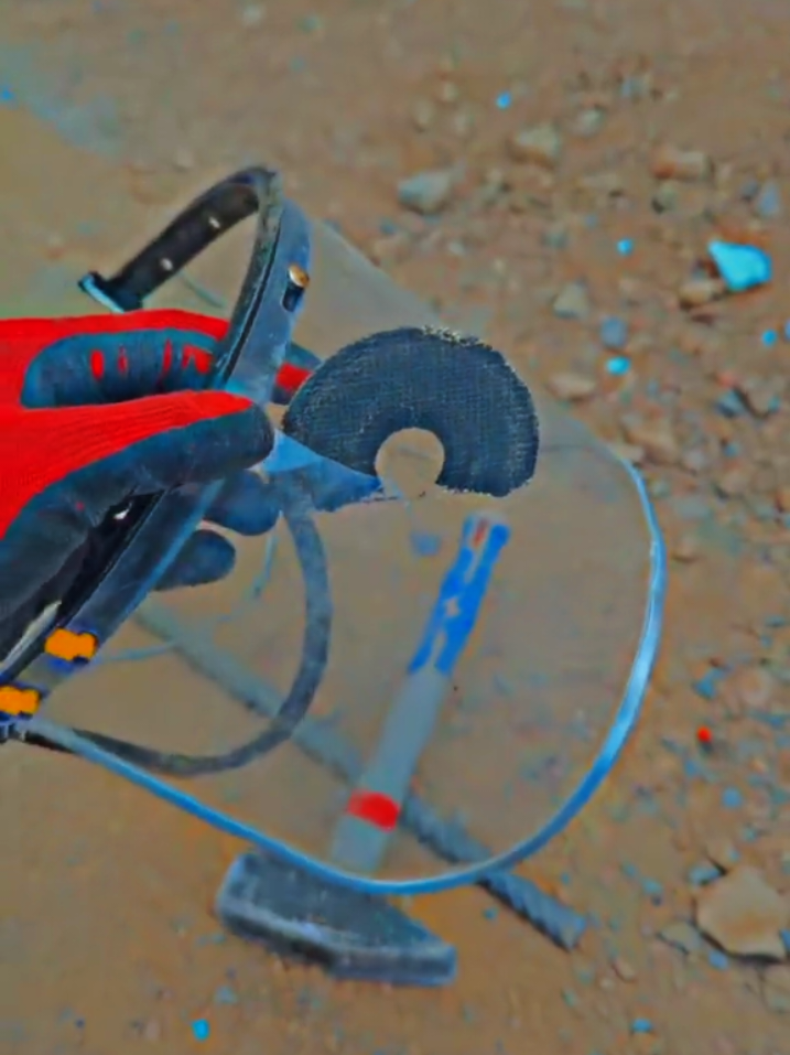 Face Shield Saved  Life 😱 | Safety First PPE. #SafetyFirst #WorkSafe #PPEsavesLives #ConstructionLife #junaidkhan  