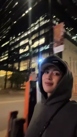 Toronto at night #canada_life🇨🇦 #kinko_1 #الشعب_الصيني_ماله_حل😂😂 #toronto 