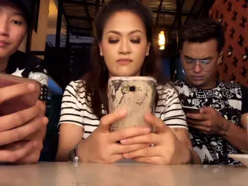 Found this video in my icloud. 2018 pa ito. May mga kaibigan kase akong chinese that time, so medyo natuto akong mag chinese. Kakatawa si @cheskoLANG at Gray. Kaloka! 😂😂🤪 #gladyschuchayvuevarra #foryoupage #foryou #fyp #chuchay 