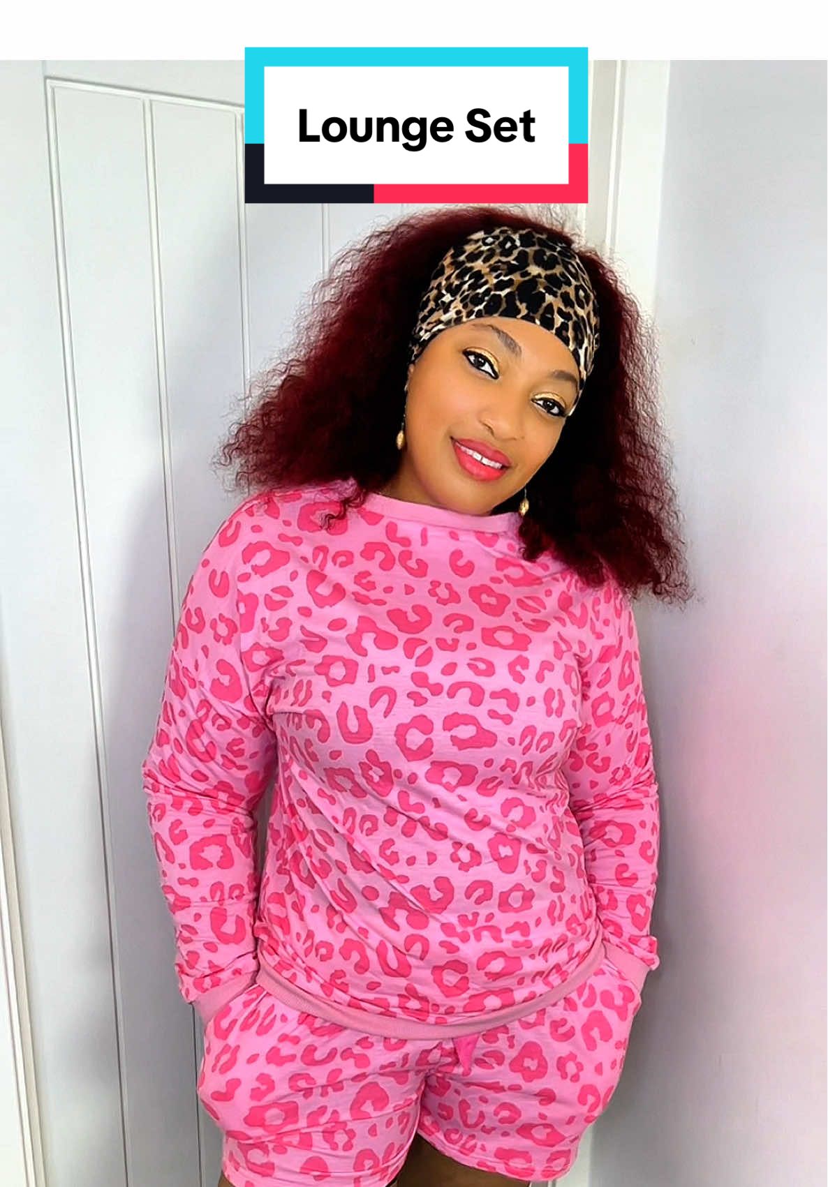 This is currently on a discount!!! Link in yellow shopping cart below 💥 #LoungeSet #WinterSet #SpotLight #TikTokMadeMeBuyIt #DealDrops 