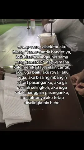 aku aja jg bingung, prempuan itu kmrn ngsi apa ke dia smpe dia lebih milih prempuan itu😃