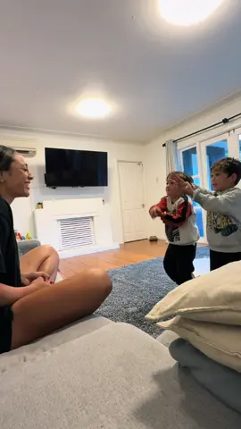Best ears when there’s chocolate involved… like their dad @Ng Shiu 🤣#minibigbacks 