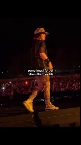 our flexible queen #billieeilish #fyp #viral #flexible #splits 