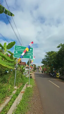 Ternyata ku rindu Kokom Komariah 😁😁😁 #cidolog #ciamis #jawabarat #jalanjalan 