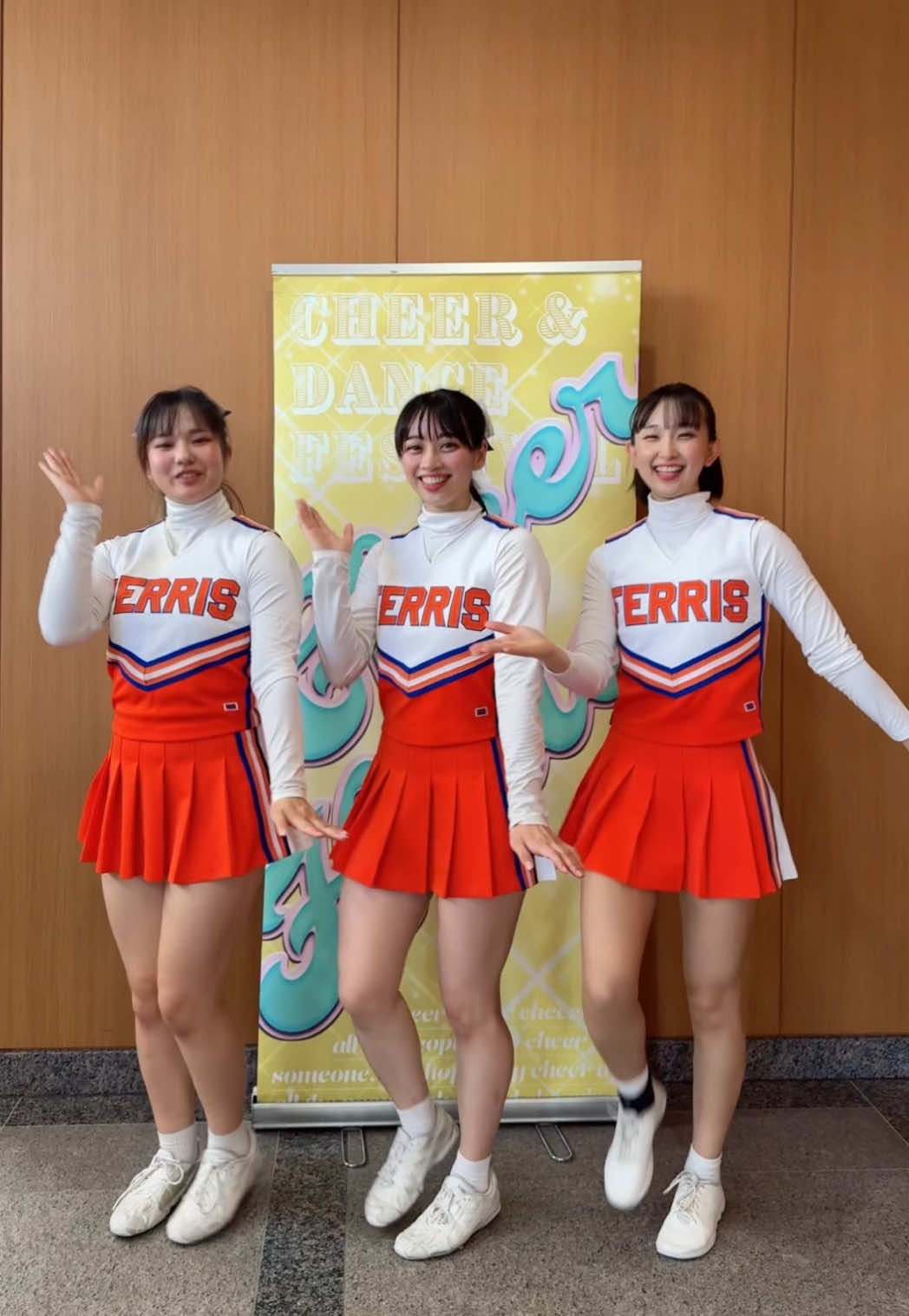 フェリス女学院大学チアリーダーさんの動画リクエストが多かったので超最強のtake.1をお届け💃 最初からこんなに完璧に踊ってくれてました🎶 東京では次回12/21に開催しますので沢山のチア部、チアサークルの皆さんの出演お待ちしてます🥳 #チアホリック 