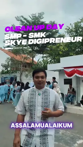 Wah seru banget Clean Up Day kita hari ini! 🌟 Student-student SKYE Digipreneur kece abis nih, pagi-pagi udah semangat bersih-bersih lingkungan bareng! Dari yang awalnya males-malesan, eh malah jadi kompak dan solid banget 😆 Ga cuma belajar bisnis doang, tapi juga peduli sama lingkungan! Ini dia generasi pengusaha muda yang punya hati bersih dan tangan kotor (literally karena bersihin sampah 😂) Coach-coach juga ikut turun tangan langsung, jadi makin semangat deh! Kerja sama tim yang luar biasa 💪 Salut buat semua yang udah berpartisipasi di Clean Up Day ini. Kalian membuktikan kalau jadi entrepreneur itu bukan cuma soal profit, tapi juga impact positif buat lingkungan! 🌱 Keep it up, future entrepreneurs! 🚀 *✨SEKOLAH PENGUSAHA MUDA✨* Jl. Walini No. 24 Bojongloa Rancaekek, Kab. Bandung Info lebih lanjut: 📞 0812-2244-8808 [CS SKYE] 🌐 skyedigipreneur.sch.id #CleanUpDay #PedoliLingkungan #GenerasiMuda #EntrepreneurMuslim #SkyeDigipreneur #PengusahaMuda #SekolahPengusahaMuda #BersihLingkungan #YouthAction #EcoFriendly #GoGreen #IndonesiaHijau #KompakSolid #TeamWork #FutureEntrepreneur #GenZEntrepreneur #SustainableFuture #CommunityService #BandungHebat #AksiNyata #ViralTrend #TrendingNow #InspirasiMuda #positivevibes 