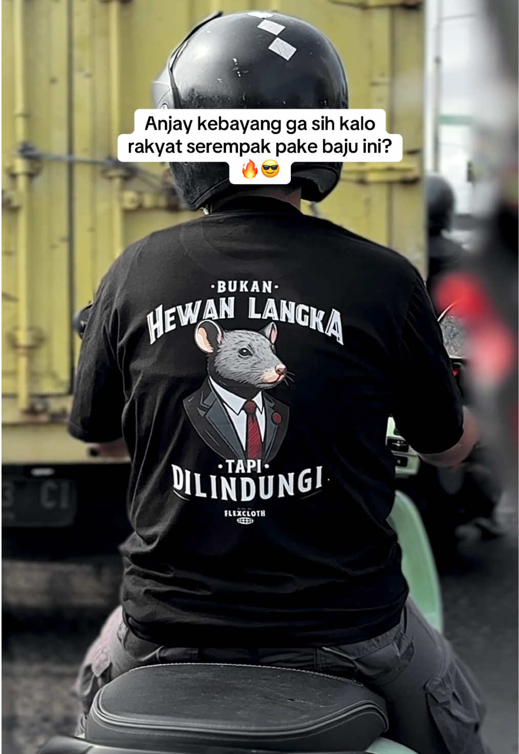 Meski gabisa ikut demo kita bisa kompak nyindir lewat kaos ini, setuju?🐀💸 #kaosviral #tikusberdasi #demodpr #tikuskantor 