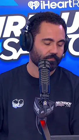 😎 🥳 Para @enriquesantos no existe otra ciudad como #Miami ☀️ 🏖️ 🌆. #EnriqueSantosShow @iHeartRadio #iHeartRadio #CiudadFavorita #305 #MeltingPot