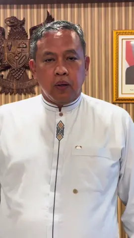 Turut berduka atas peristiwa yang menimpa saudara kita, pengemudi ojek online di Jakarta. Semoga keluarga diberikan ketabahan, dan keadilan benar-benar ditegakkan. #BekasiKeren #mastriadhianto #walikotabekasi #fyp #kotabekasikeren 