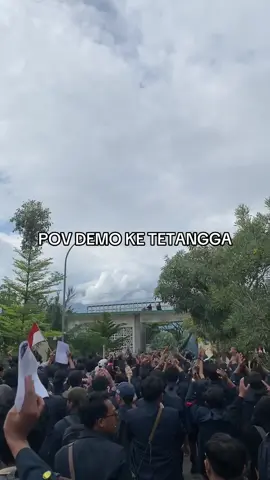 Demo ke tetangga ahh  #demo #poldajabar #uinbandung #uinsgdbdg #fyp 