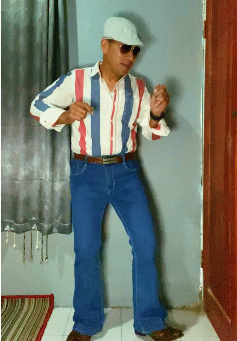 Kostum Jadoel Trend Lagi #fyp #kostumunik #kostumjadoel #outfitjadul90an 