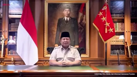 Reposted from @kementerian.atrbpn •••• Halo #SobATRBPN, Presiden Republik Indonesia, Prabowo Subianto menyampaikan belasungkawa atas wafatnya almarhum Affan Kurniawan dan memerintahkan pengusutan tuntas secara transparan. Presiden juga mengajak masyarakat agar tidak terprovokasi oleh pihak-pihak yang ingin menciptakan kerusuhan. Simak selengkapnya pada video berikut ya, Sob☝🏼 #IndonesiaLengkap #ATRBPNKiniLebihBaik #ATRBPNMajudanModern #MelayaniProfesionalTerpercaya