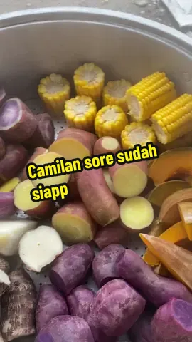 Cuaca yang pas untuk menemani sore mu diteras bersama Polo Pendem hangat #polopendemtulungagung #polopendem #fyppppppppppppppppppppppp #fyp 