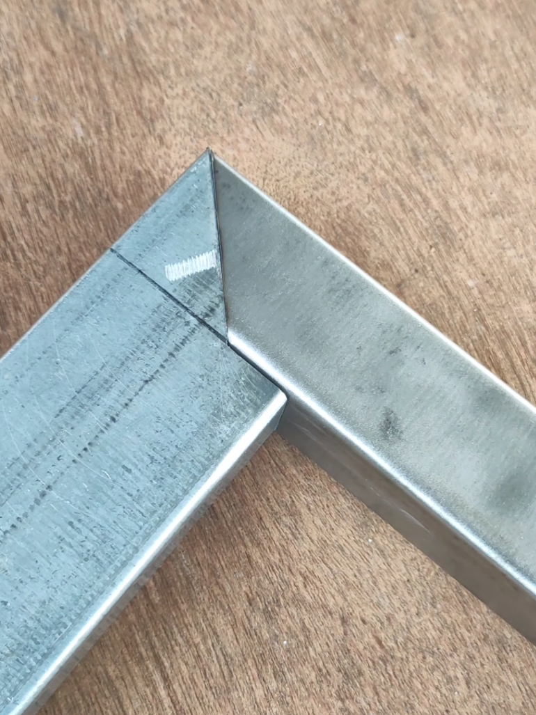easy trick for 90 degree hollow cuts of different sizes