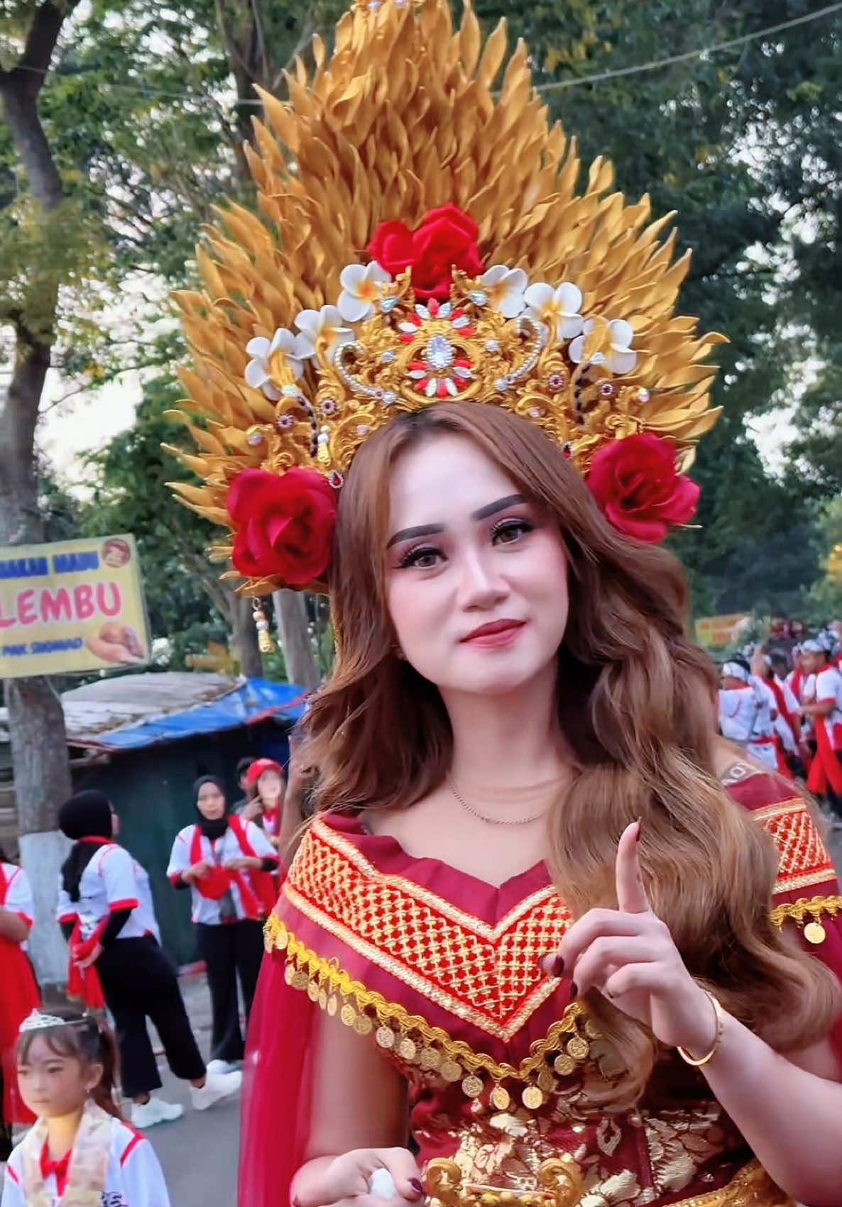 Pesona wong Padusan 🔥📸… @samudra @VILLA KAMARAN MBOK DEWOR 📍 @villa.artomoro.pacet @VILLA PACET @OWNER VILLA PADUSAN @HOREGNESIA @INVIER🔥 @DiFASOL MUSIK @DIFASOL AUDIO … #fyp #karnaval #pacet #viral #soundhoregjawatimur 