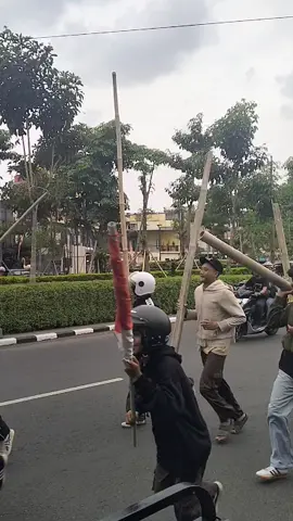Semarang nyeni#semarang24jam #fypシ゚ #semaranghits #semarangstory #semarangtiktok #jatenggayeng #infosemarangterkini #infosemarang 