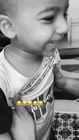 اروح فدوه لجعفوره 😂😂😂💕 . #العراق🇮🇶❤️ #اكسبلور #باسم_الكربلائي #طششونيي🔫🥺😹💞 #اطفال 