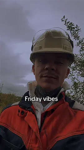 Friday vibes #Friday #vibes #mood #blueeyesbaby #fyp 