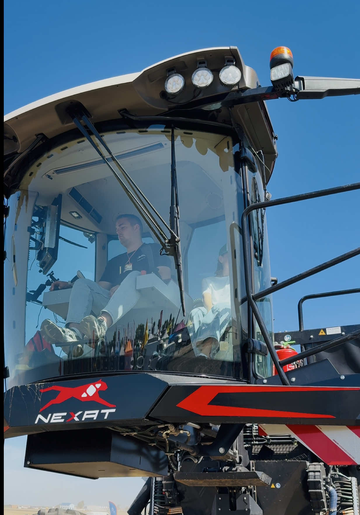 @NEXAT  #nexat #nexatagriculture #farmingmachinery 