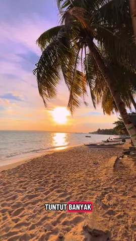 Sunset + lagu timur #sunset #butonpride🏝 #baubaupride🏝️🔥 #sulawesitenggara #tiktokambon 