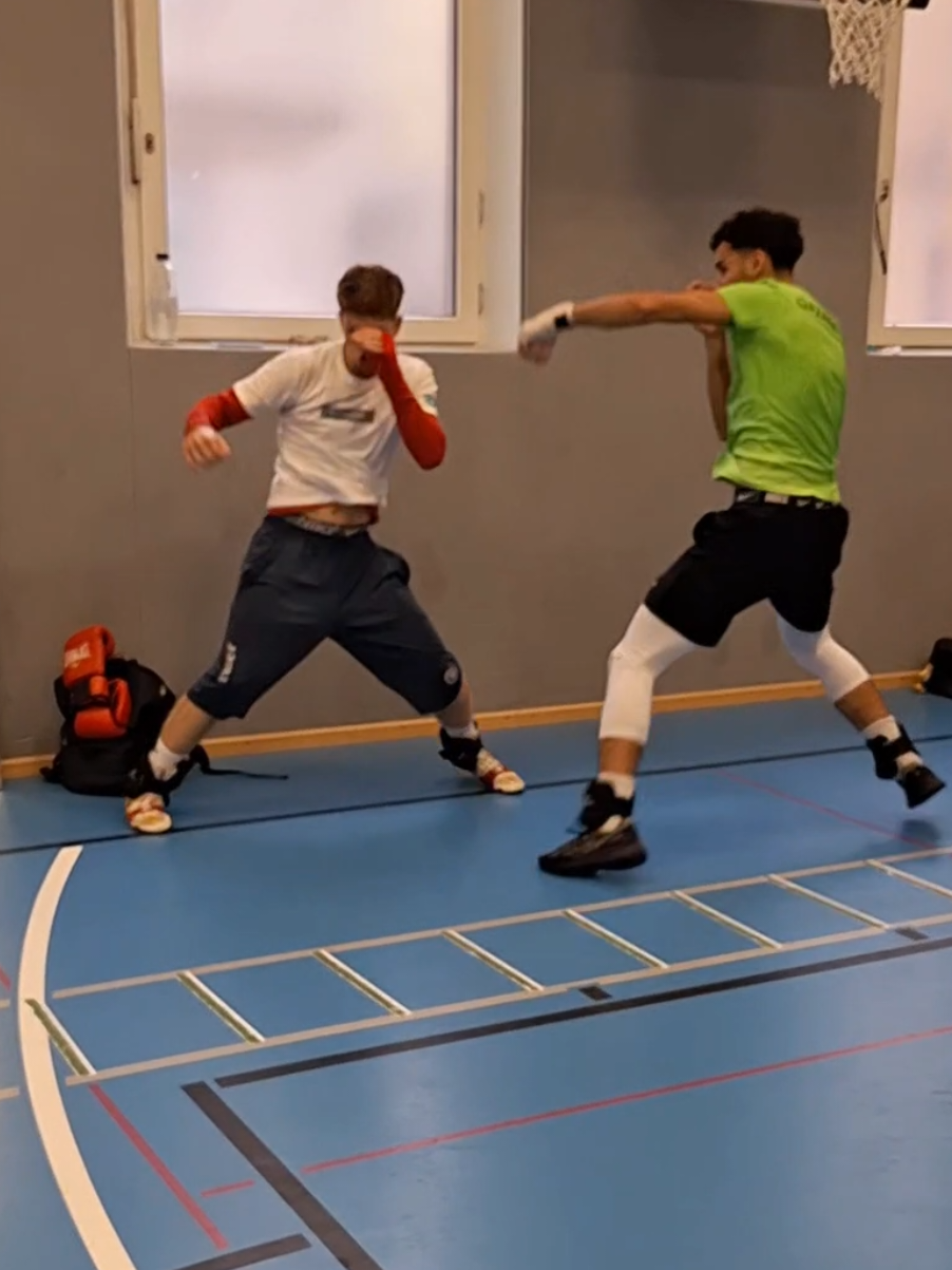#boxing #boxingtraining #boxen #sparring #бокс 