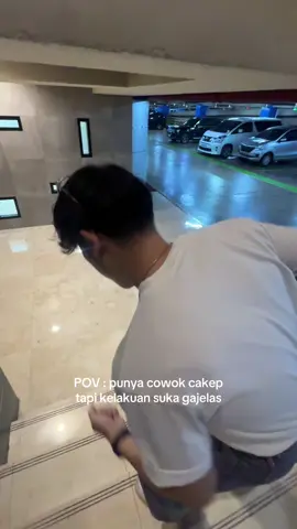 Kalau kaya gini masih cakep gak?