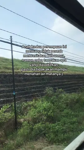 #anakkedua #anakkeduaperempuan #anaktengah #sad #quotes 