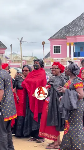 😭😭 Hon Ernest Yaw Kumi ’s Wife & Mother Emotional in tears as Arrived at One-Week Celebration of Late Husband Akwatia MP Hon Ernest Yaw Kumi at Akyem Wenchi  #amistytv #akwatia #NPPPressConference #JustinKoduaFrimpong #honkennedyagyapong 