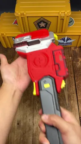 Which one do you like?#apexlegends #unboxingvideo #heirloom ##wingman 