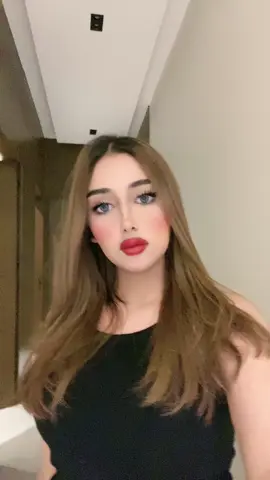اقرب الناس لي خااان😔