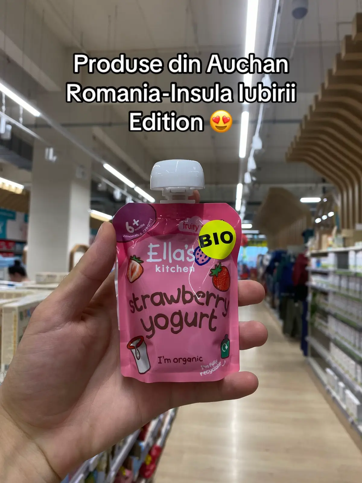 Pregătește-te pentru o doză de distracție… direct din rafturile Auchan! 💖 De la șervețele pentru momente emoționante 😢, la LEGO care construiesc fericire 🏎️❤️ și băuturi care te teleportază pe plajă 🍹😎. Cine zice că dragostea nu poate fi amuzantă și delicioasă, clar nu a trecut pe la Auchan! 😏✨ #insulaiubirii 