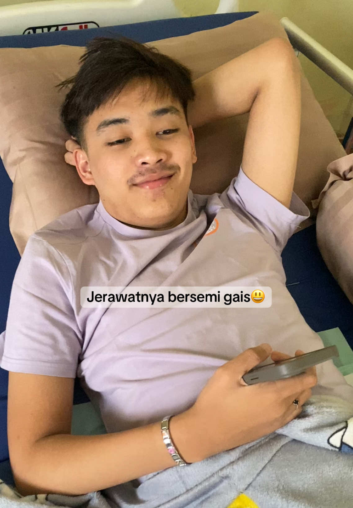 Senangnya hati mamak saat plg kerja anak gemoy ini sdh mandi, wangi dan ganteng😃 . . #spinalcordinjuryrecovery  #frakturcervical  #pejuangsembuh  #fypシ゚ 