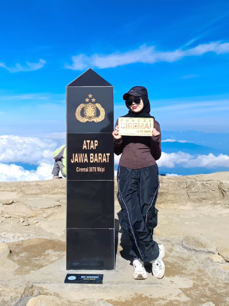 dibuang sayang, well😝🤭 » @ꜱ ᴀ ʟ ᴍ ᴀ @ꜱ ᴀ ʟ ᴍ ᴀ @ꜱ ᴀ ʟ ᴍ ᴀ  #fypage #ciremai #ciremai3078mdpl #ciremaiviapalutungan #atapjawabarat 