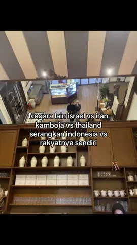 pemerintah dikira cuma dia aja yg mau hidup smape mengkerok semua harta kekayaan negeri ini , emg betul