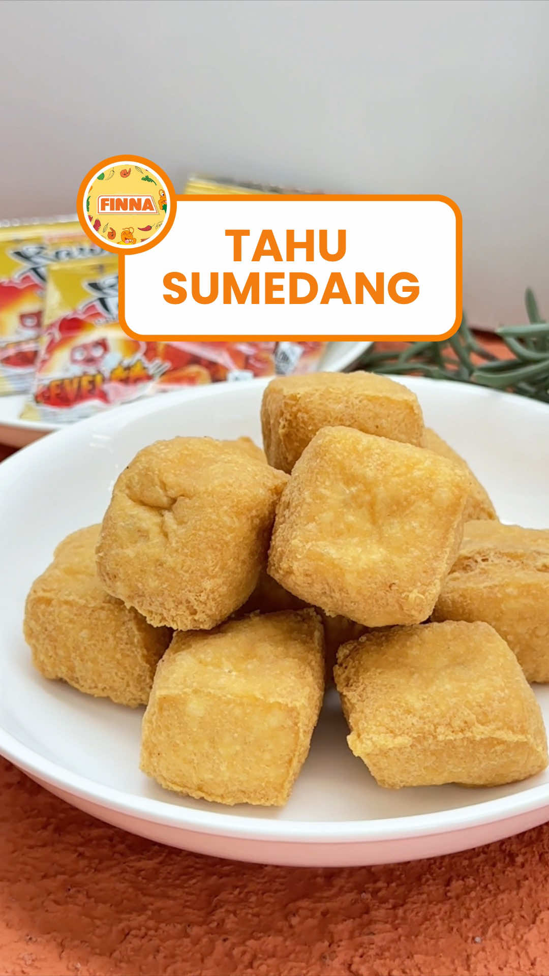 Udah cobain tahu sumedang pake rawit tabur belum? 🌶️🤤 Kalo belum, yuk cobain deh, jangan lupa tag kita ya ✨   #RawitTabur #PedasGurih #LevelPedas #BikinNagih #CemilanPedas  