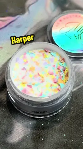 “Harper” I love this matte glitter 💟 #glitteracrylicpowder #nailpowder 