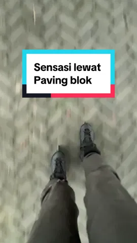 Ada yg berani ngelewatin jalan modelan gini?  Jangan ya dek ya 😅 Kalau masih awal latihan , pilih jalan yg mulus2 aja ya biar ga sering jatuh  📌Mau coba latihan 🛼 sepatu roda ❔ Tapi bingung mau beli sepatu roda yg mana karena masih mau coba2 dulu  ✅Km bisa coba aja beli merk speed harga 200an udah cukup kok untuk coba2 latihan awal di rumah  📎Link nya ada di BIO 