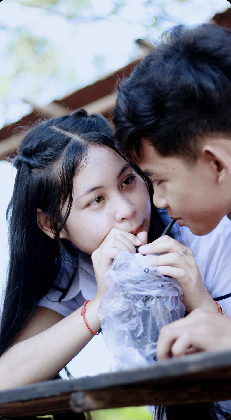 Amazing Man Protects His Girlfriend 😍💪 | True Love Moments #lovestory #neth #LoveStory 