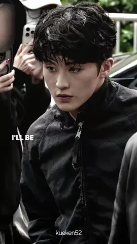 omgg #marklee 