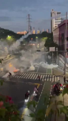 demo dini hari yang terjadi didaerah kwitang,mako brimob.29 agustus 2025. #demo #pasarsenen #jakarta #jabodetabek 