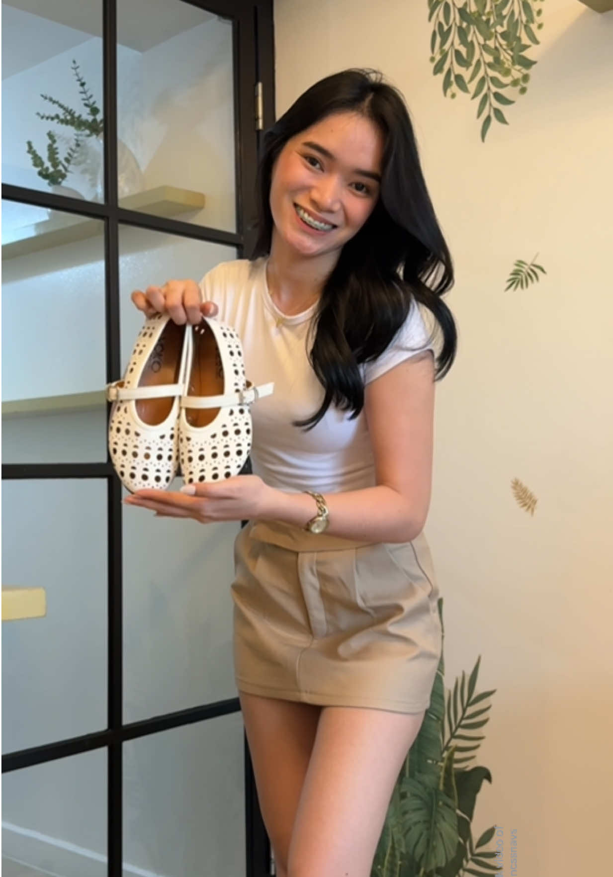 Doll shoes link 👉🏻@PrincessN #dollshoes #whitesandals #fy #foryou #fypviralシviral #fyp #foryoupage #footwear 